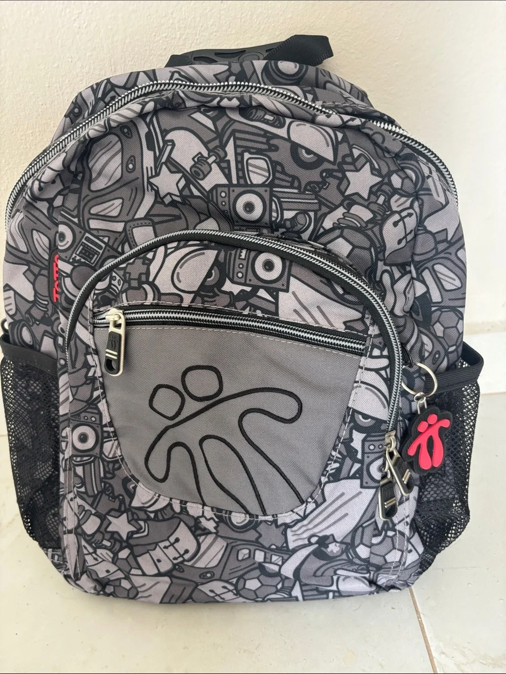 NWT Totto Gray and Black Graphic boy's Backpack